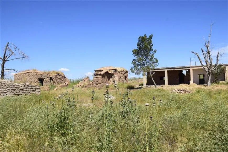 Retorno gradual de los residentes al pueblo de Um al-Keif al oeste de Tal Tamr
