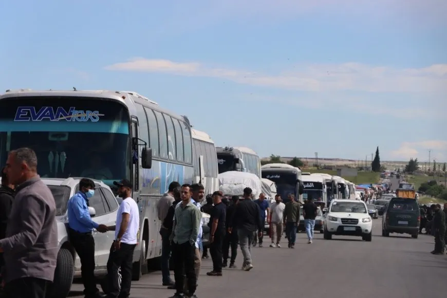 Los desplazados de Afrin en Kobani regresan a sus hogares