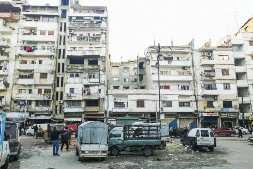 Enfrentamientos armados y tensiones de seguridad en el barrio de al-Raml al-Janoubi de Latakia