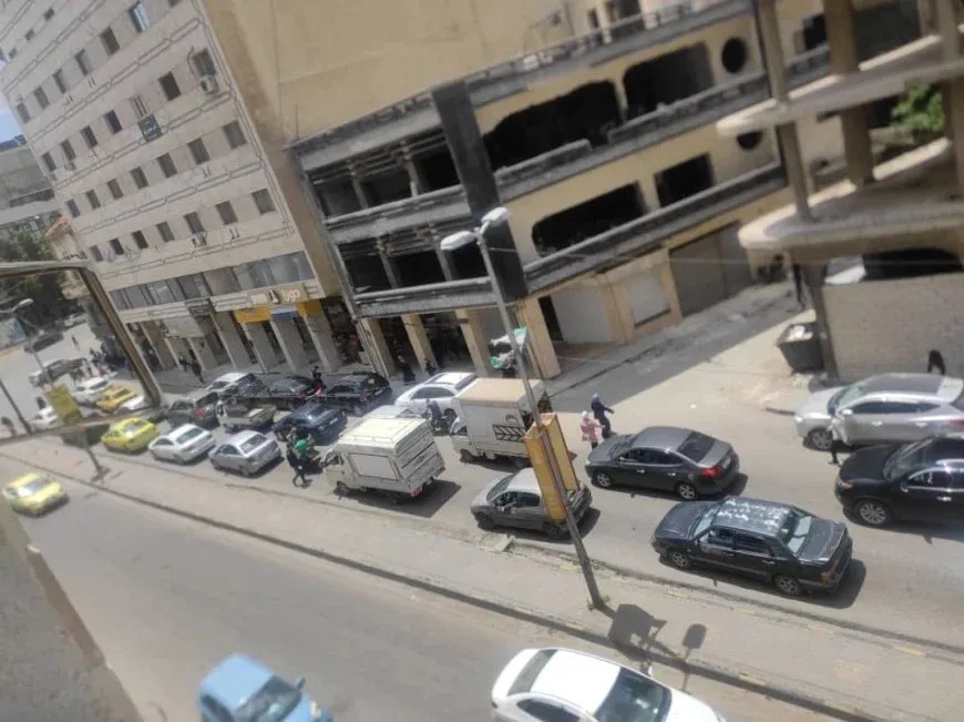 Crisis del tráfico en Homs: el creciente congestionamiento y el caos amenazan la seguridad pública