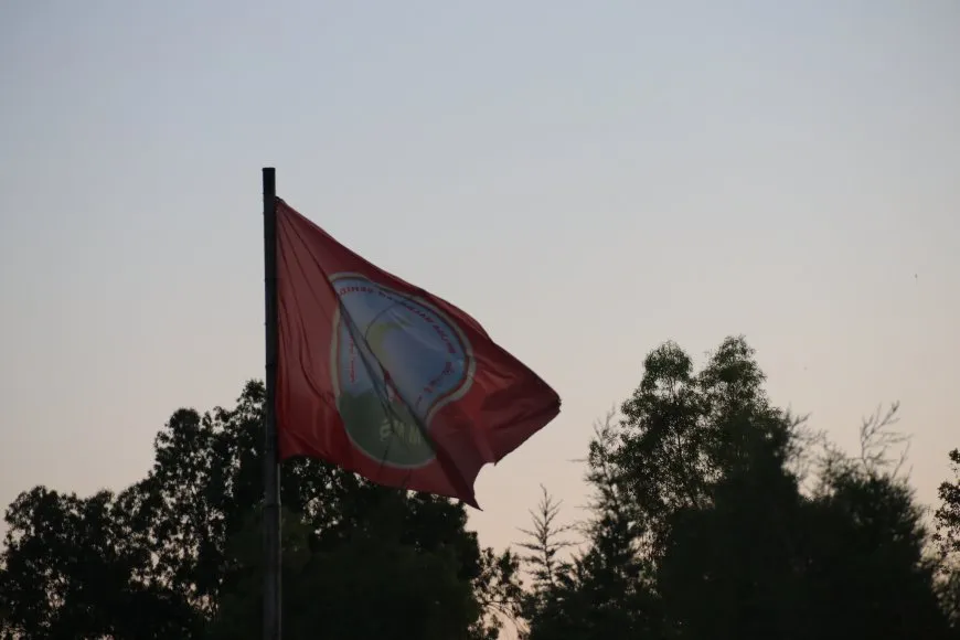 Los residentes de las ciudades de Jazera y Kobani celebran el primer día de Eid visitando los santuarios de los mártires