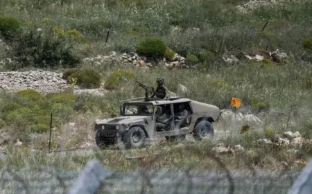 Las fuerzas israelíes instalan alambradas de púas en Quneitra