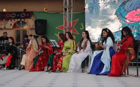 Qamishlo acoge un concierto en apoyo a las YPJ