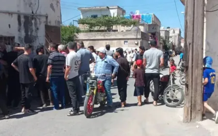 Residentes de Homs protestan contra la demolición de viviendas