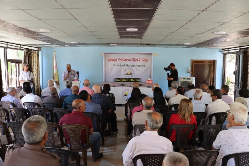 Comienza la Séptima Conferencia de la Unión de Escritores Kurdos en Siria