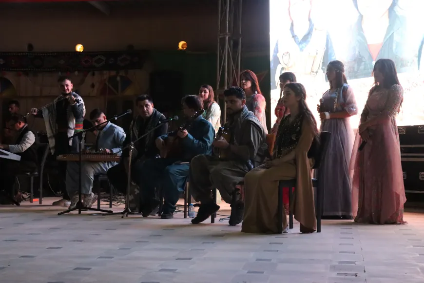 Qamishlo acoge un concierto en apoyo a las YPJ