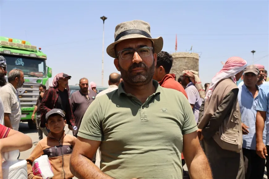 Los agricultores de Al-Hasakah se quejan de retrasos en las entregas de trigo; pérdidas crecientes debido a la espera