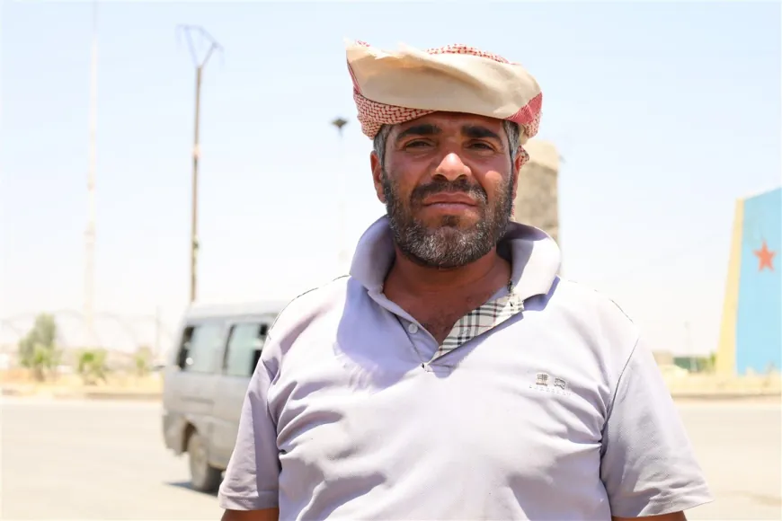 Los agricultores de Al-Hasakah se quejan de retrasos en las entregas de trigo; pérdidas crecientes debido a la espera