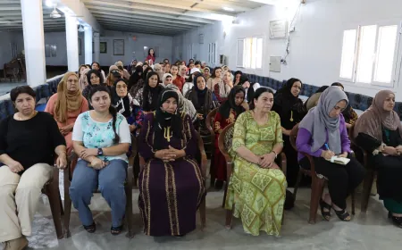 Un panel en Tirbespiyê afirma que la construcción de un Estado democrático comienza con la participación de las mujeres