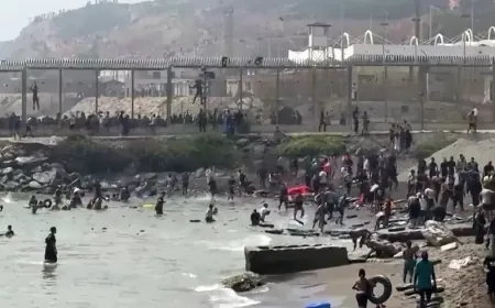 Al menos 18 migrantes mueren en un intento de cruce masivo hacia Ceuta