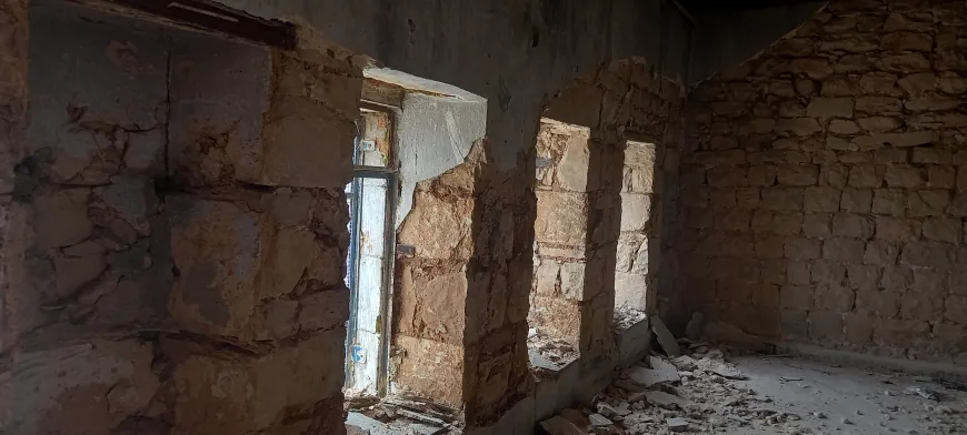 Las personas que vuelven a Afrin comienzan a reconstruir casas y rehabilitar