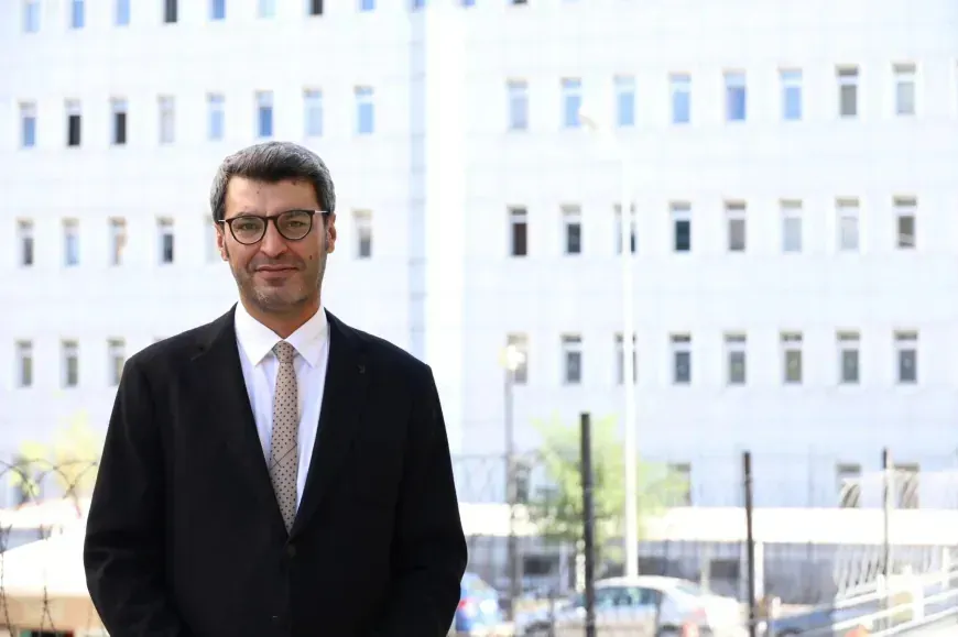 Abogado: La falta de base legal deja el proceso de paz como rehén de la decisión política