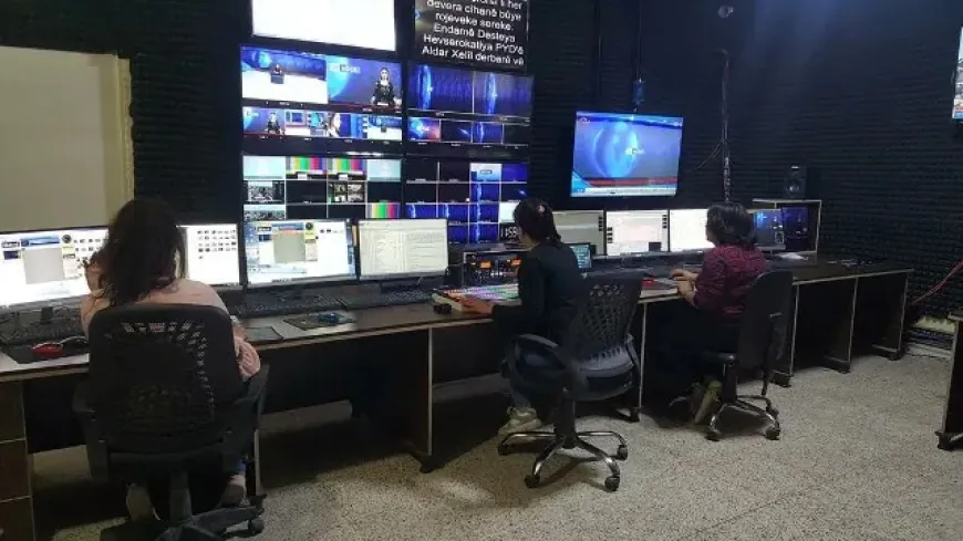 Los medios de comunicación de la mujer conmemoran los 14 años de la Revolución del 19 de julio