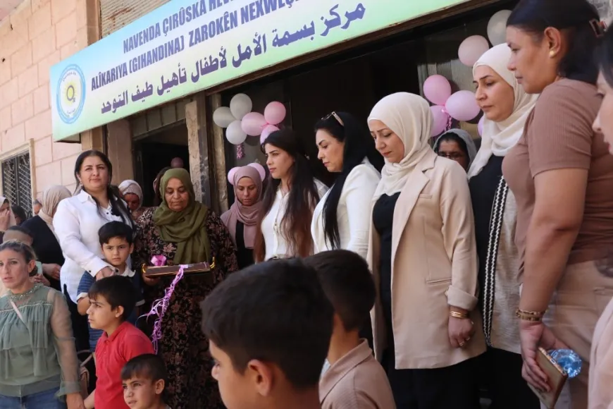 Inauguran en Kobanê el Centro Chispa de Esperanza para niños con autismo
