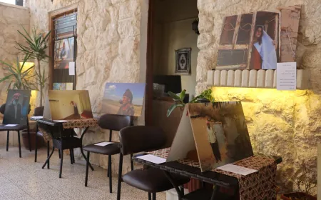 En Qamişlo se inaugura la exposición del Archivo de la Comunidad Yazidí