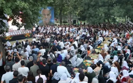 Abren tiendas de condolencias en varias ciudades del norte del Kurdistán por los mártires