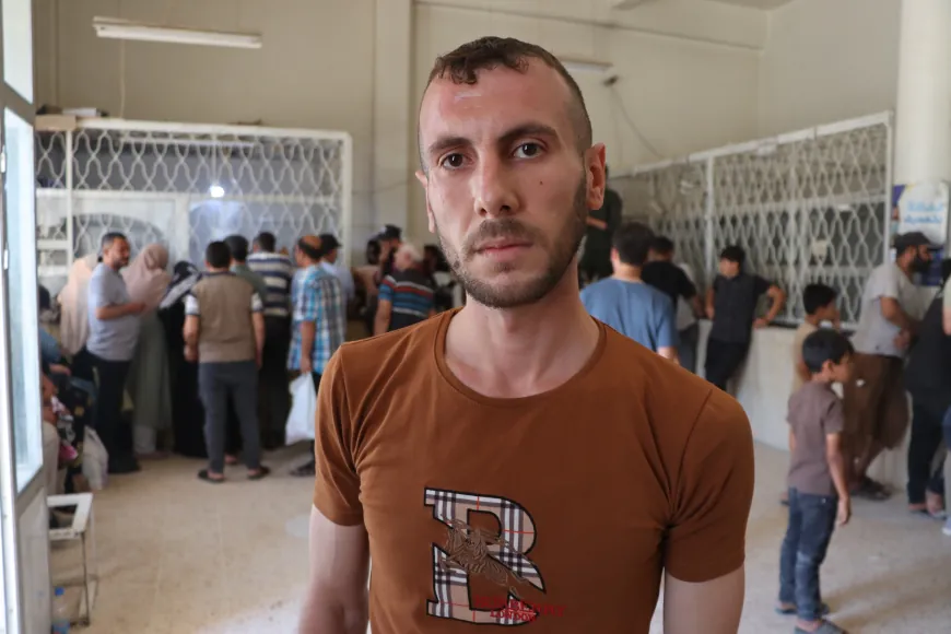 Caos en el cambio de divisas en Qamishlo: La escasez de billetes nuevos agrava el sufrimiento de los ciudadanos