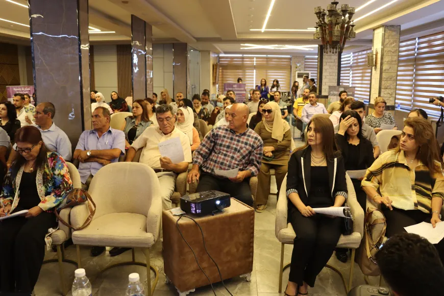 Un panel en Qamishlo aborda la situación de los kurdos no registrados en Siria