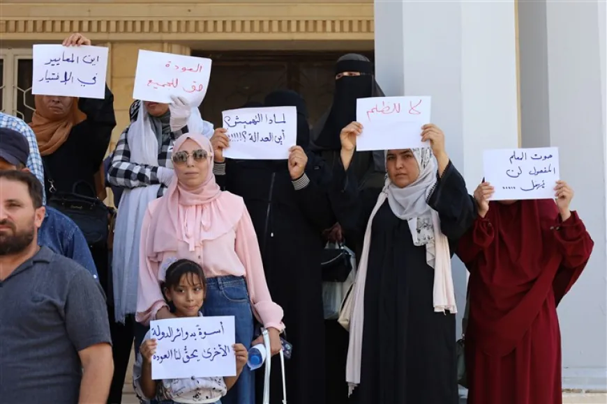 Los profesores despedidos protestan en Hasaka
