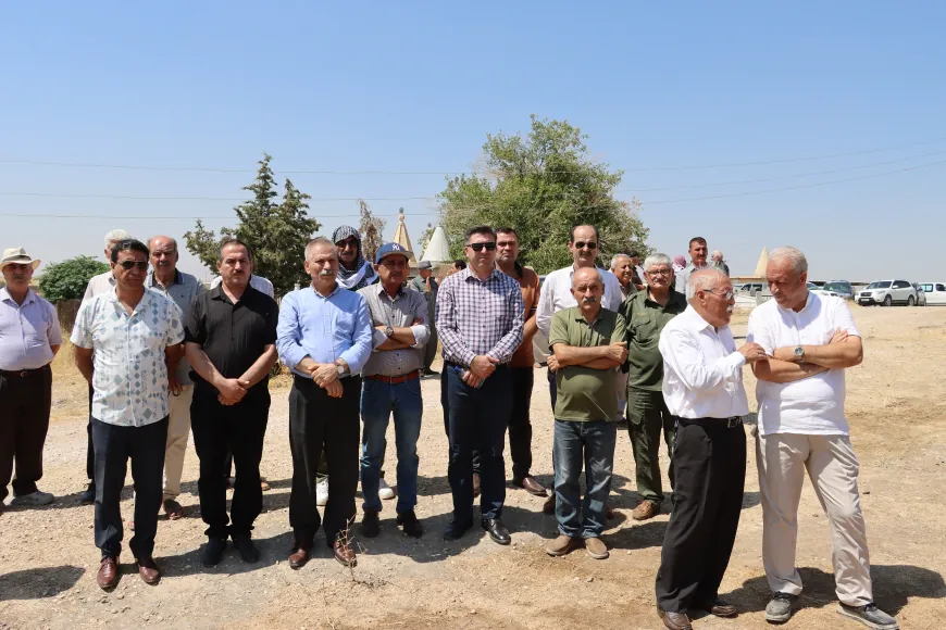 La comunidad yazidí despide a Pêşîmam Hesen en el cementerio Diyarê Felekê