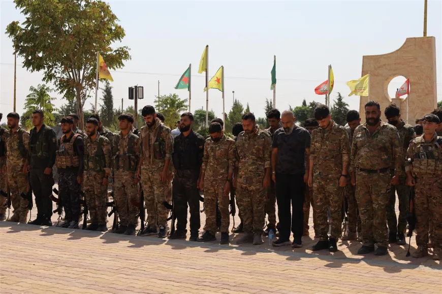 Celebran en Hasaka una ceremonia en memoria de tres combatientes de las YPJ