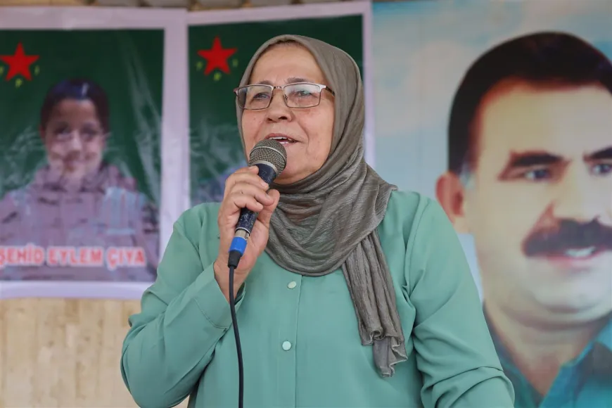 Celebran en Hasaka una ceremonia en memoria de tres combatientes de las YPJ