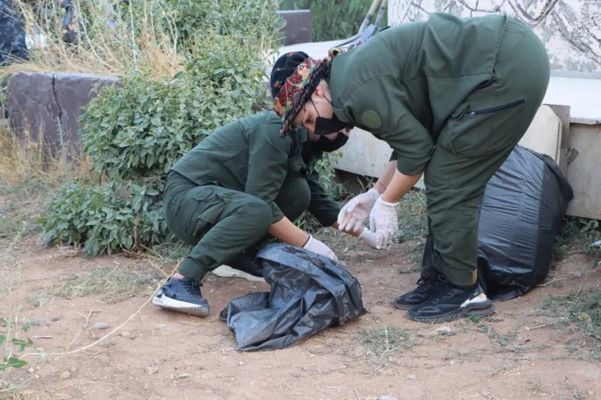 Continúan las labores de limpieza en Kobane