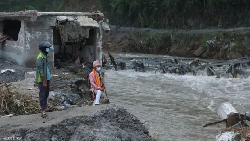 El número de víctimas de las inundaciones en Nepal asciende a 626