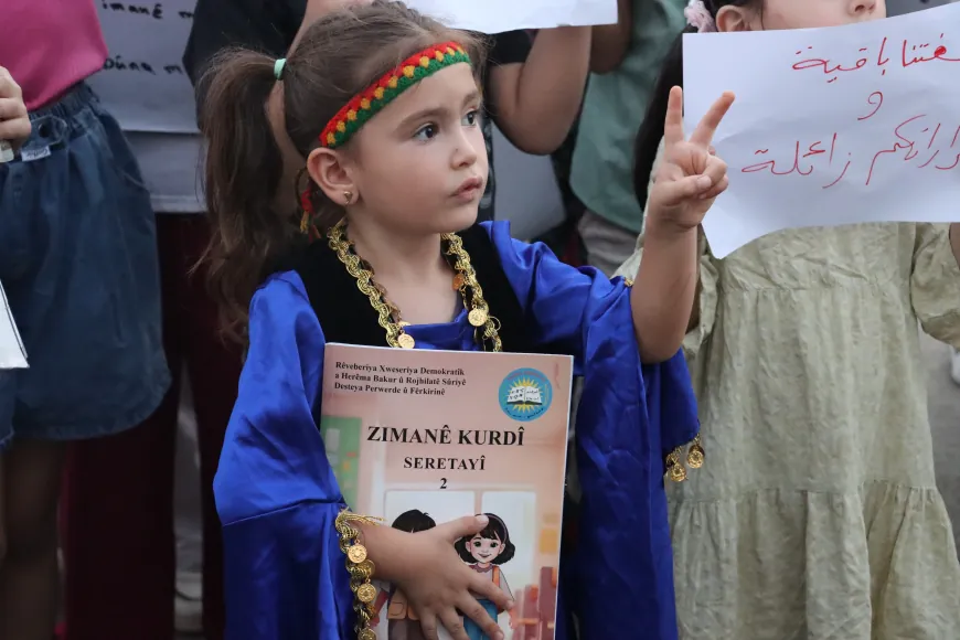 Los residentes de Amouda rechazan la decisión de limitar la educación en idioma kurdo