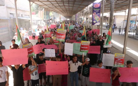 Habitantes de Dirbesiyê exigen el derecho a recibir educación en kurdo