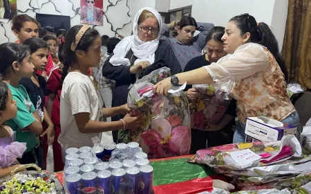 Distribuyen material escolar entre 118 hijos de mártires