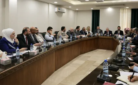 Los comités del parlamento sirio se reúnen en medio de preguntas sobre el papel legislativo
