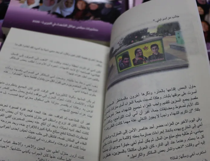 18 madres cuentan sus historias desde Rojava en el libro de ‘En los pasos de la libertad’
