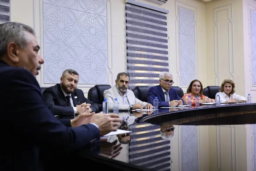 La Oficina Ejecutiva de Hasakah celebra la primera reunión para mejorar la coordinación