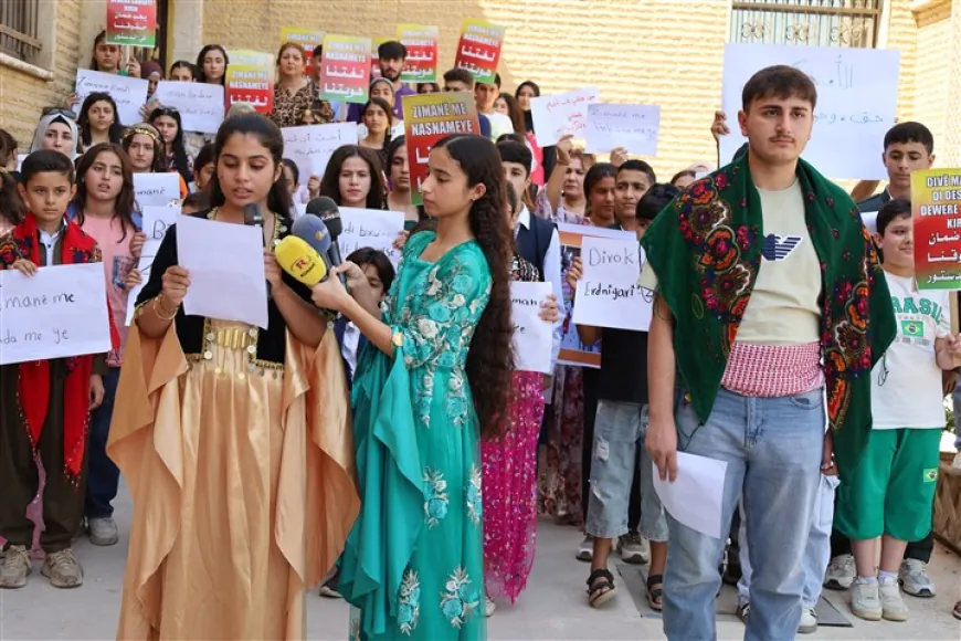 Estudiantes y académicos en Hasakah y Kobani rechazan la reducción de las clases kurdas