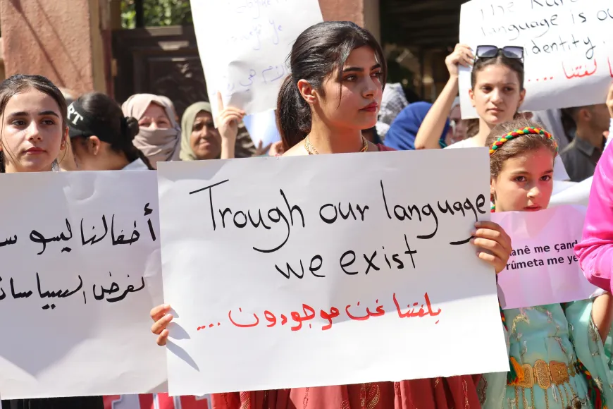 Los residentes de Qamishlo y Girkê Legê rechazan las restricciones a la educación del idioma kurdo