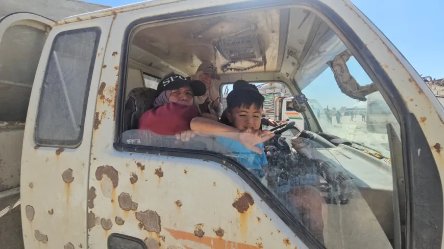 El segundo convoy de desplazados internos de Serêkaniyê parte hacia sus aldeas