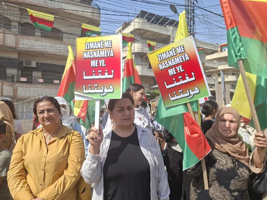 Los residentes de Jazira se dirigen a Qamishlo para exigir la educación en el idioma kurdo