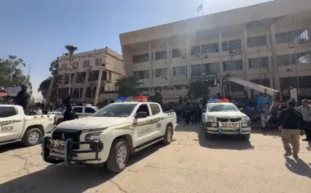 El izado de la bandera siria en Hasaka simboliza la paz entre todas las comunidades