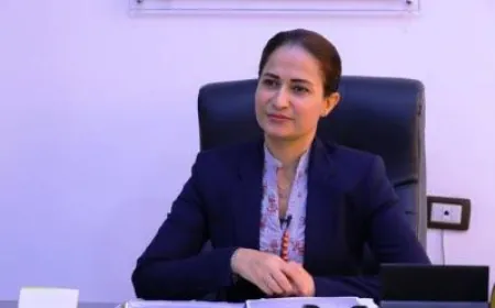 Hevrin Khalaf: una vida dedicada a la lucha por una Siria democrática y la libertad de las mujeres