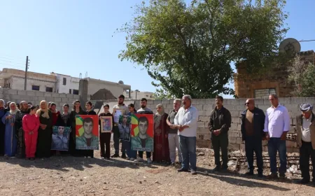 Las familias de los mártires de Kobanê reciben las condolencias
