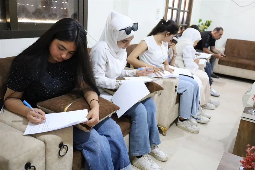 Un taller en Hasaka aborda los usos y los efectos de la inteligencia artificial