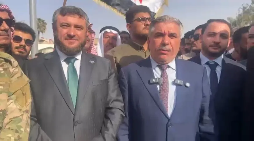 El izado de la bandera siria en Hasaka simboliza la paz entre todas las comunidades