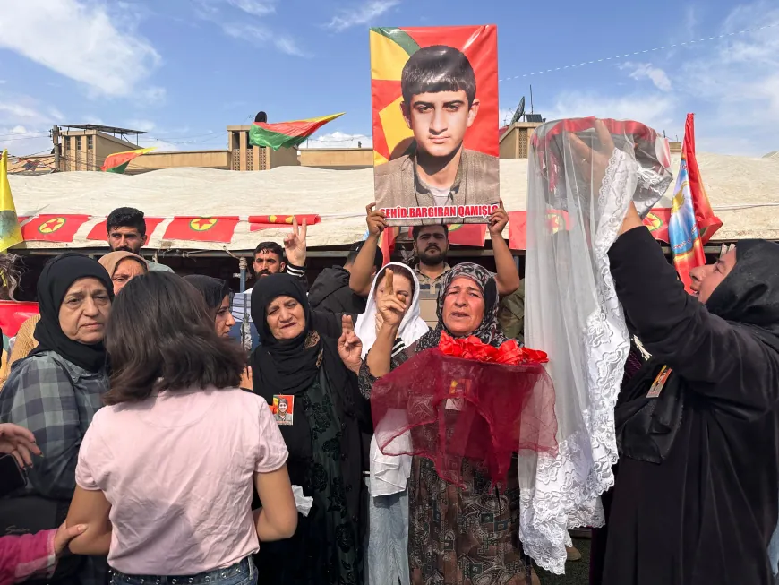 Continúa la conmemoración de 26 combatientes del Movimiento por la Libertad del Kurdistán