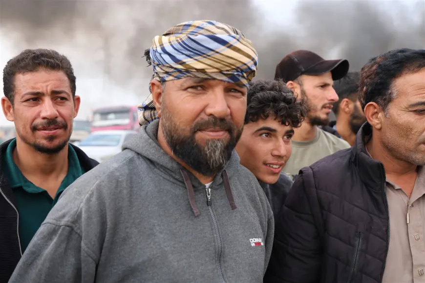 Los desplazados del campamento de Waşûkanî organizan una protesta