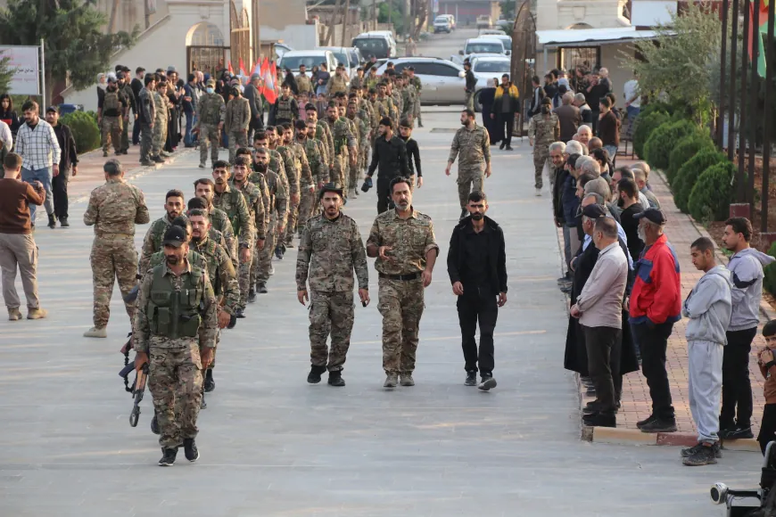 Qamishlo despide a dos combatientes de su brigada
