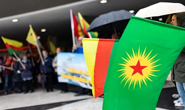 /kr/uploads/files/2022/05/28/172010_swed-stockholm-calaki-ji-bo-pistgiriya-gerilla-u-rojava-2022-05-28-3.webp