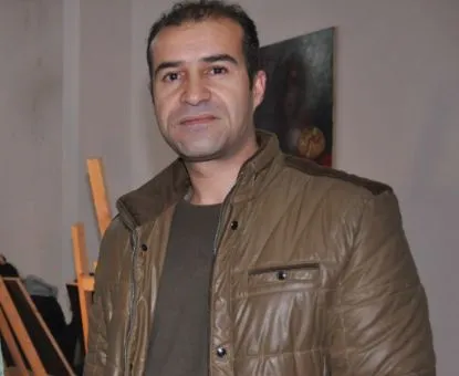 Bi xêzkirina wêneyê şehîd Barîn piştgirî da berxwedana Efrînê