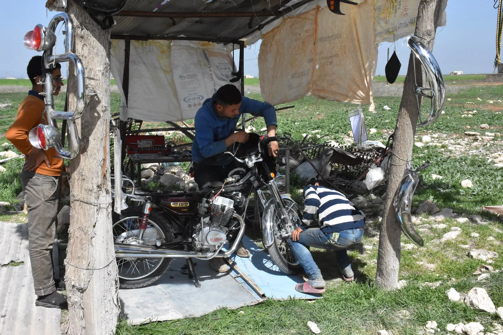 Li koçberiyê xuliqkarî rengê berxwedana Efrînê nîşan dide