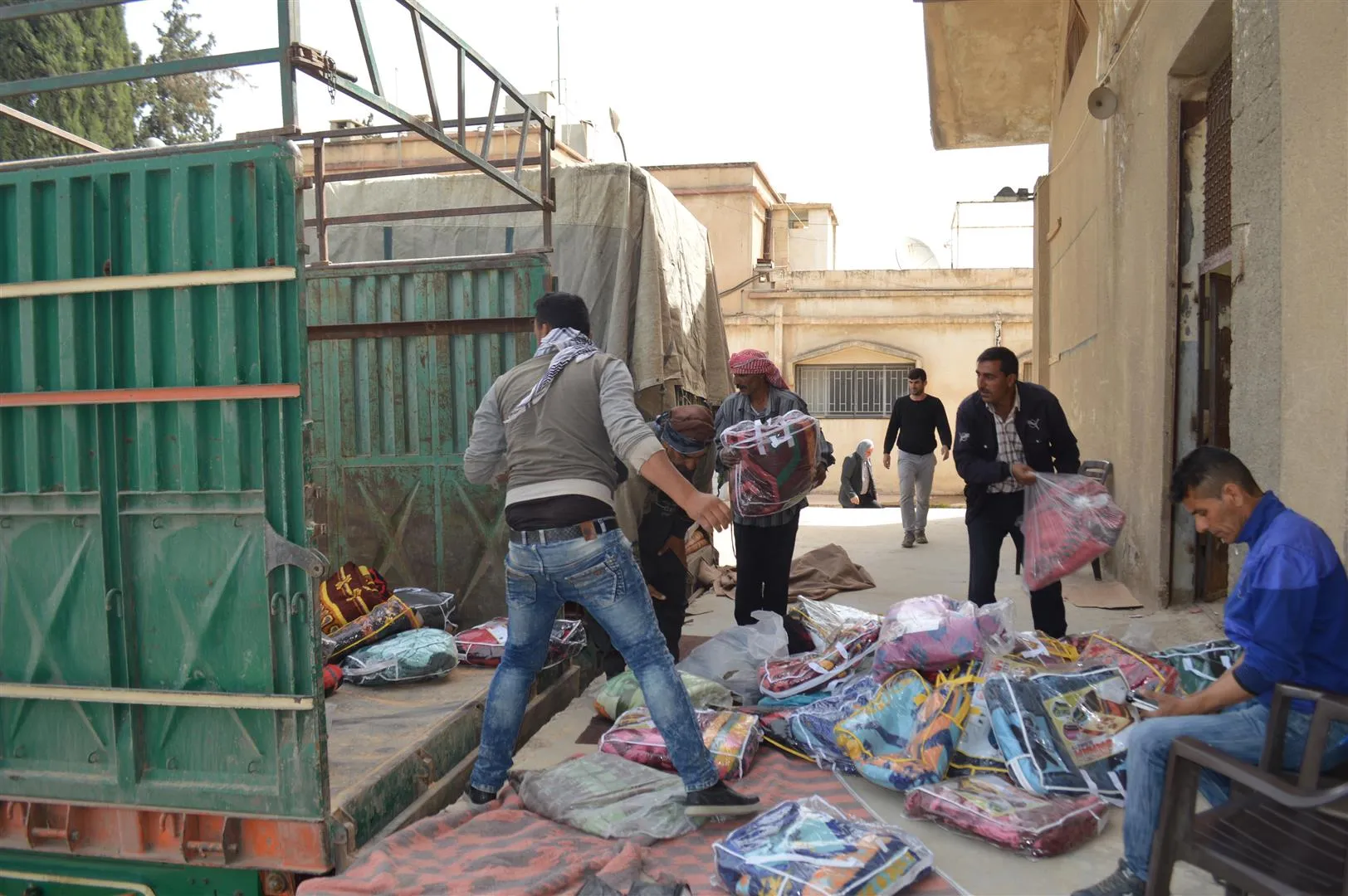 Gelê Cizîrê ji bo alîkariya gelê Efrînê şev û roj li ser piyan in